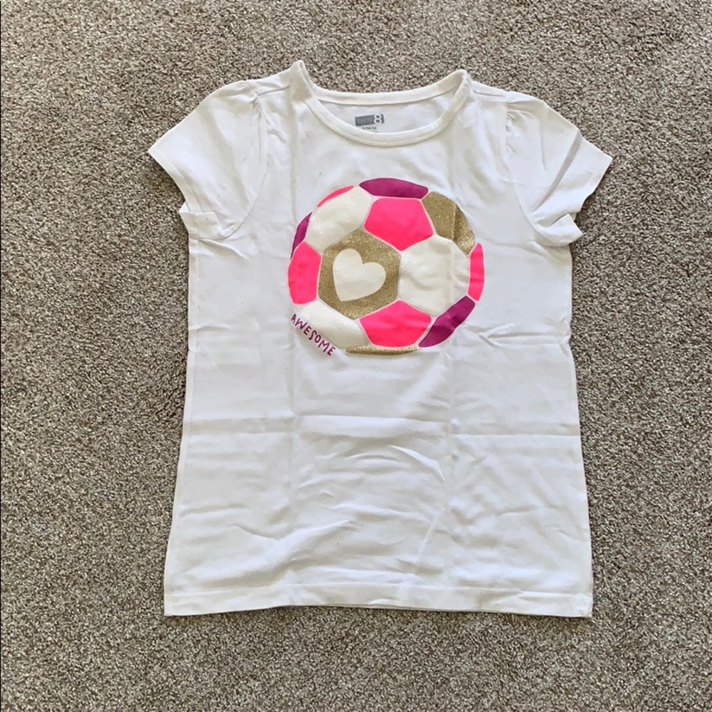 short sleeved shirt